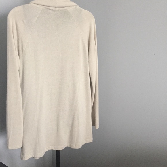 -•Cardigan•- - Picture 4 of 5